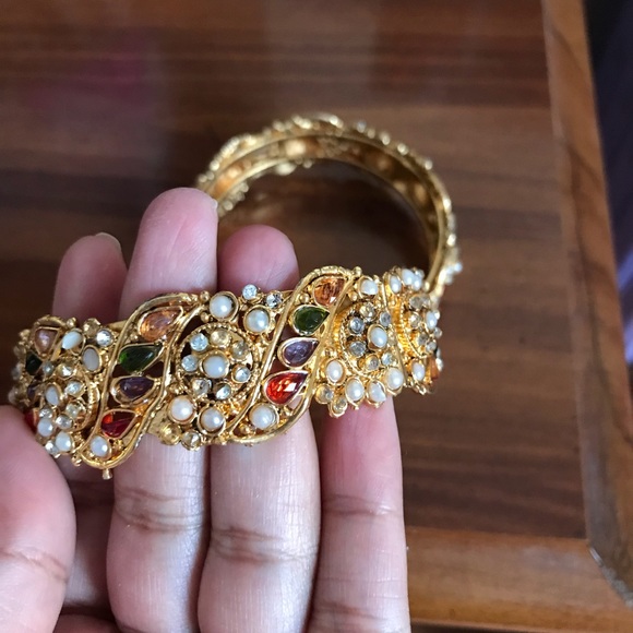 Bangles - Picture 2 of 5